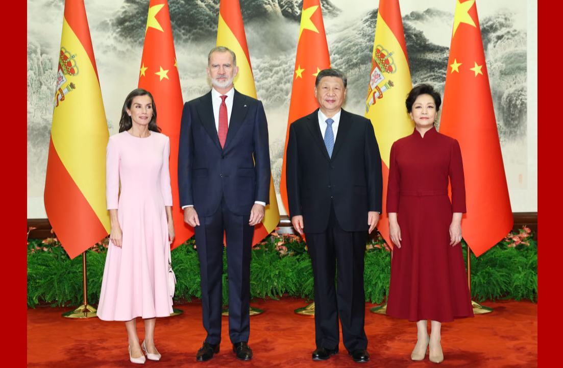 习近平会见西班牙国王费利佩六世